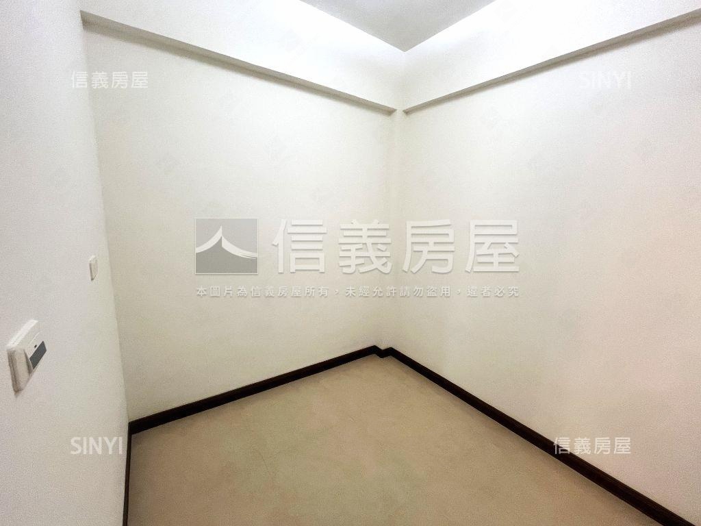 雙仁愛獨棟亮麗美廈房屋室內格局與周邊環境