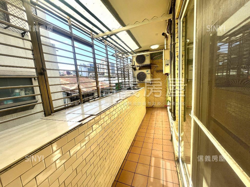 雙仁愛獨棟亮麗美廈房屋室內格局與周邊環境