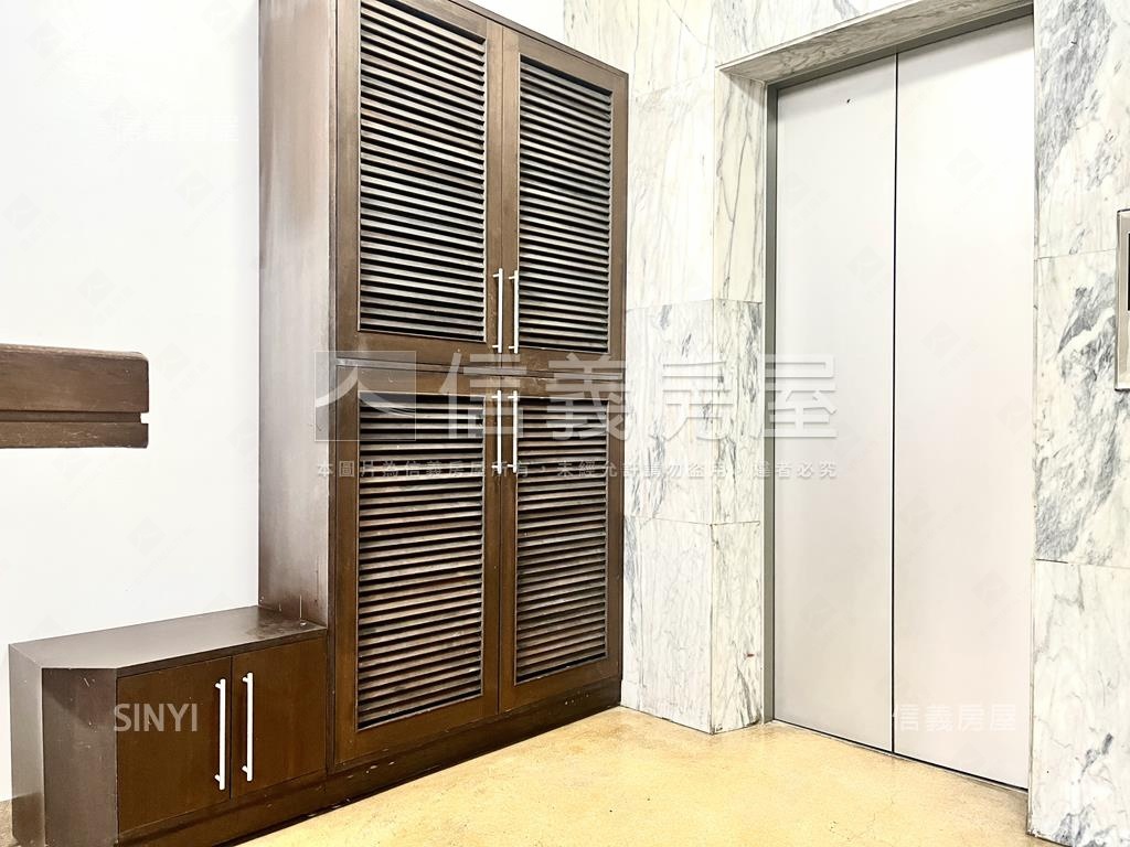 雙仁愛獨棟亮麗美廈房屋室內格局與周邊環境