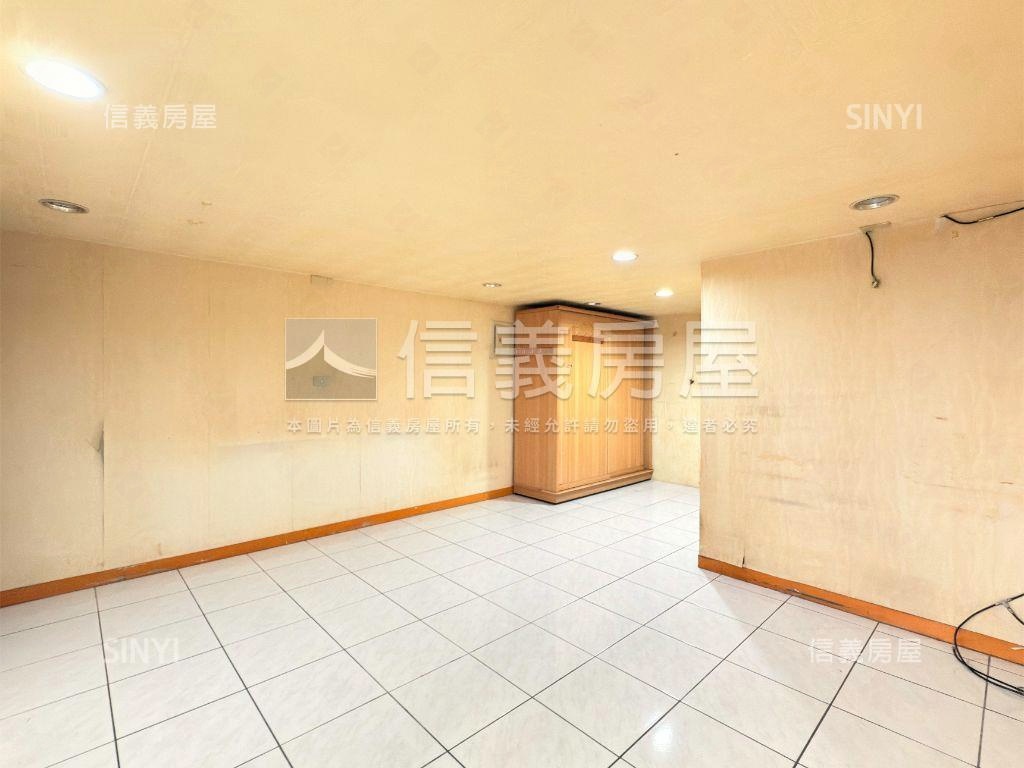 萬世ＯＫ房屋室內格局與周邊環境