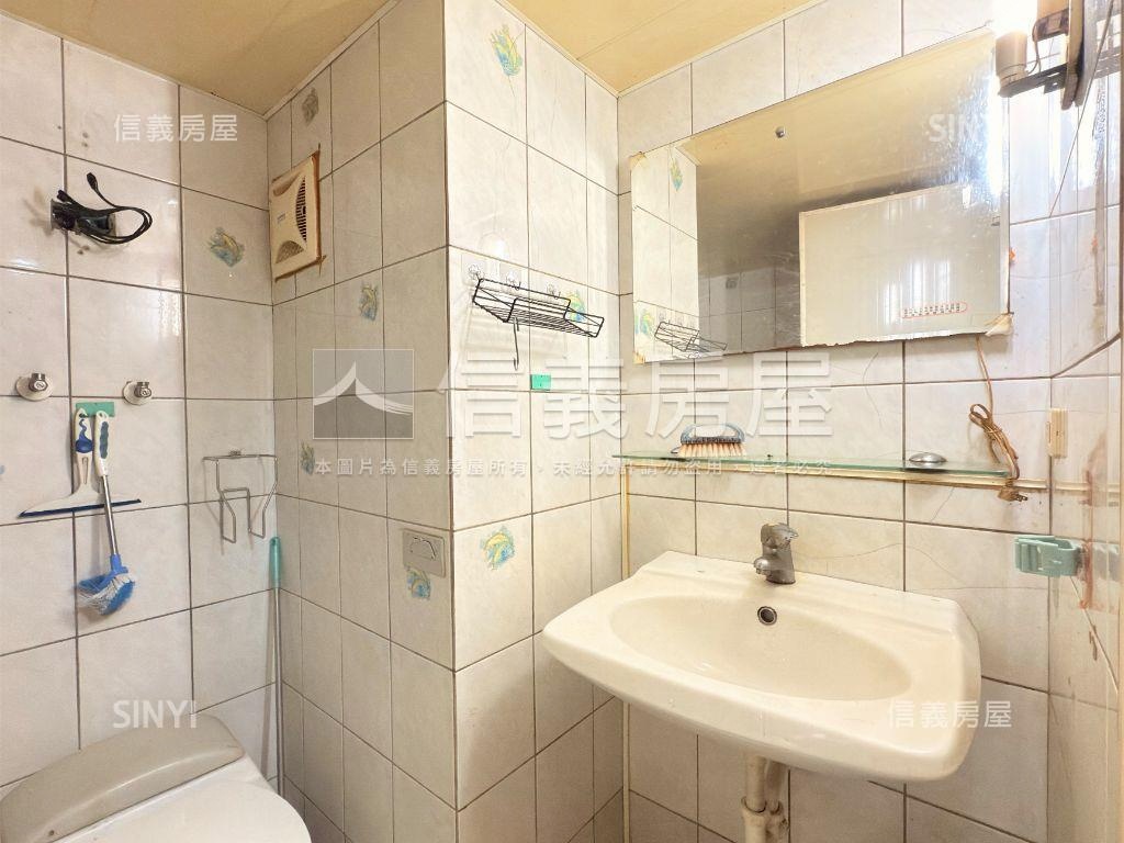 萬世ＯＫ房屋室內格局與周邊環境