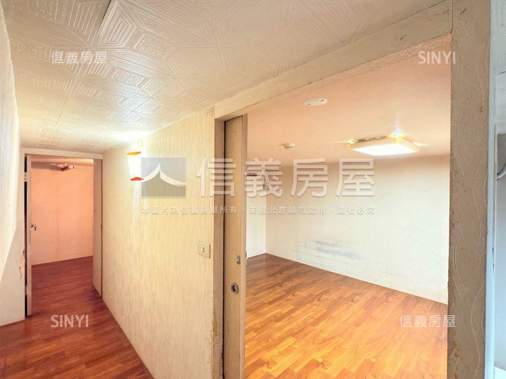 萬世ＯＫ房屋室內格局與周邊環境