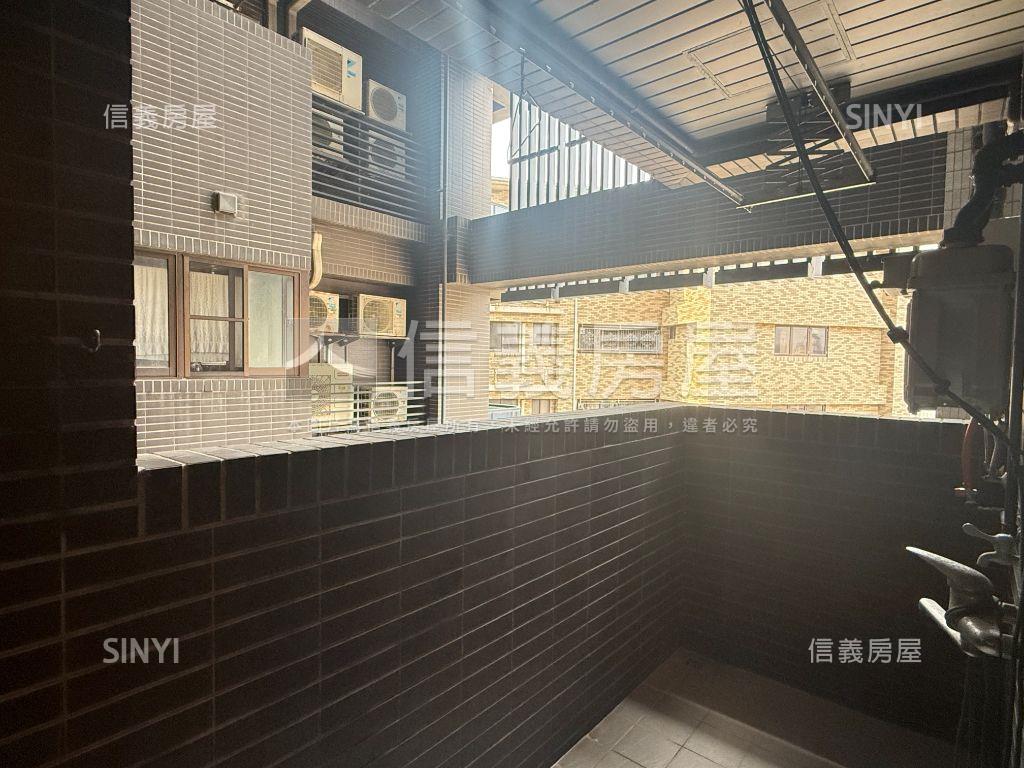 竹風青庭Ａ棟景觀戶房屋室內格局與周邊環境