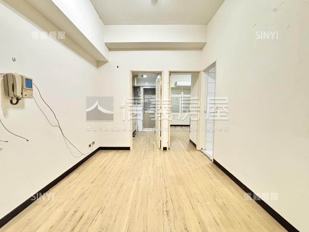新店稀有社區一樓房屋室內格局與周邊環境
