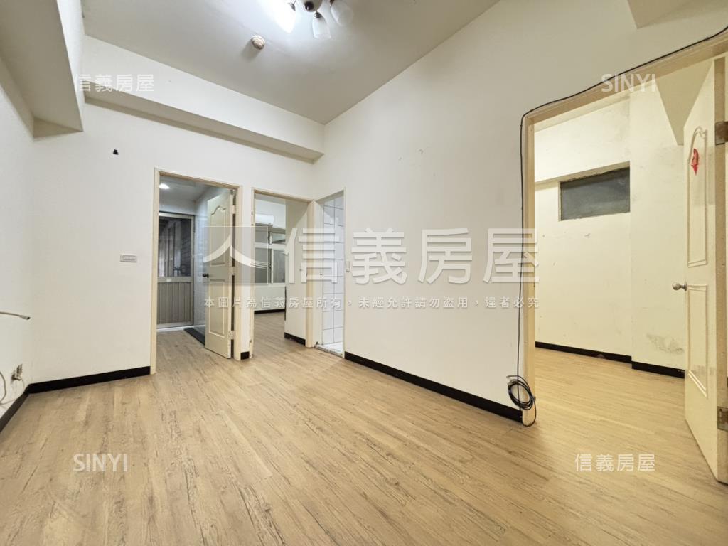 新店稀有社區一樓房屋室內格局與周邊環境