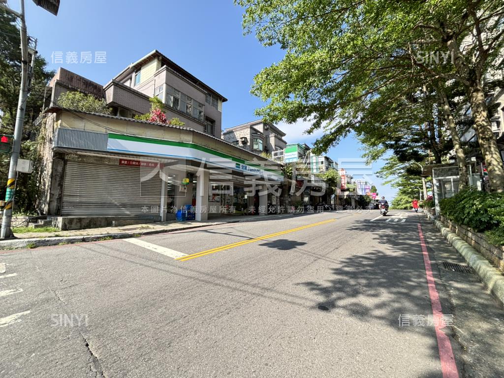 新店稀有社區一樓房屋室內格局與周邊環境