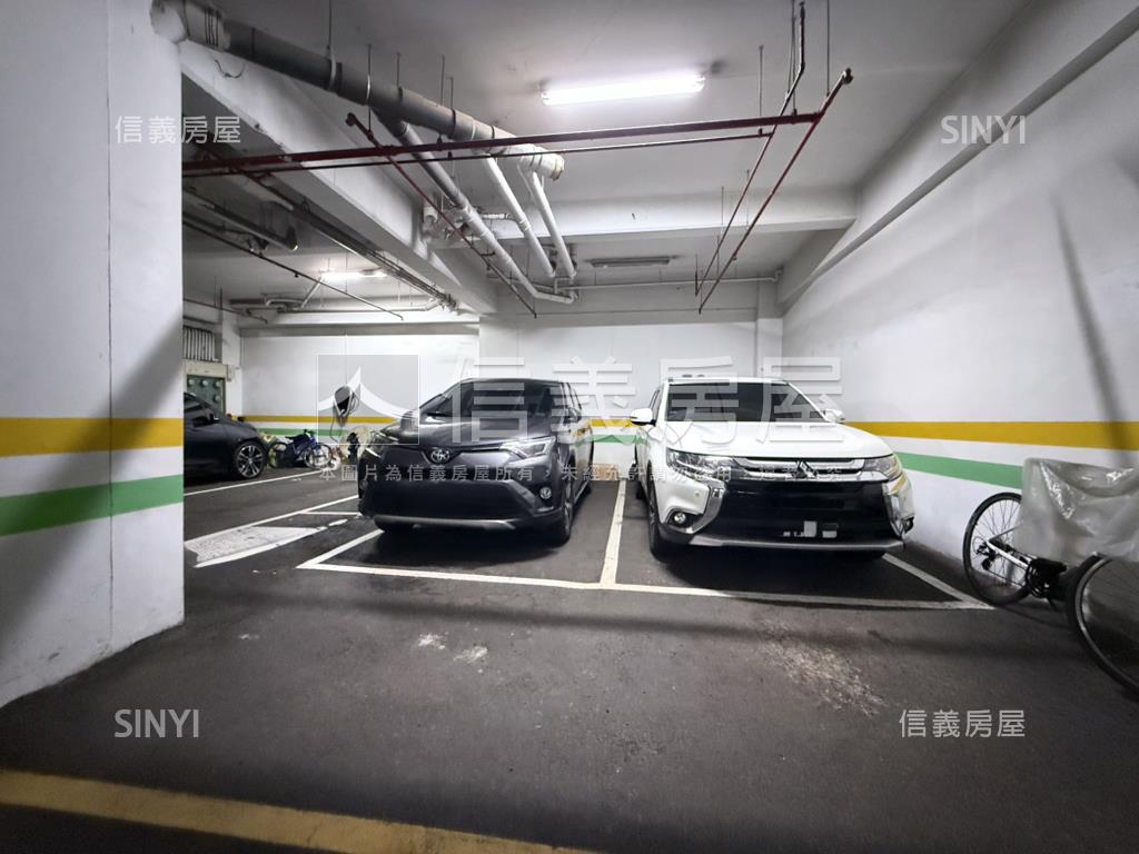 哈佛花園平面車位房屋室內格局與周邊環境
