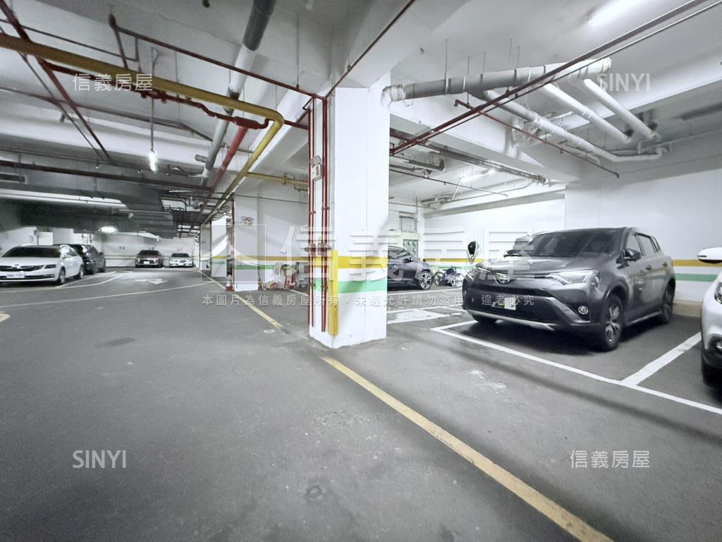 哈佛花園平面車位房屋室內格局與周邊環境