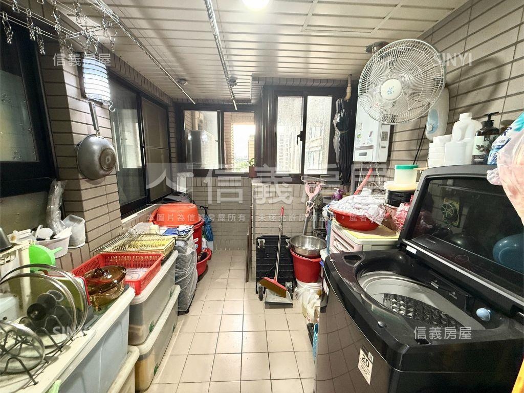 重劃區宏普之星三房車位房屋室內格局與周邊環境