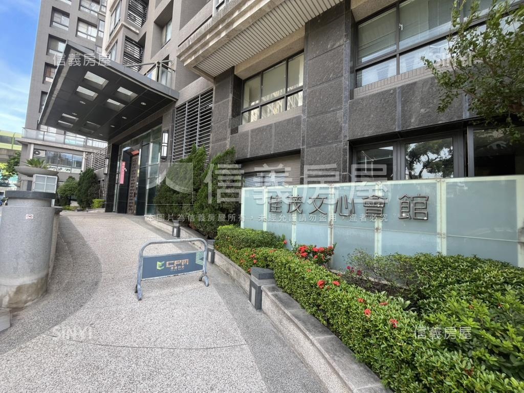 文心會館邊間兩房機上車位房屋室內格局與周邊環境