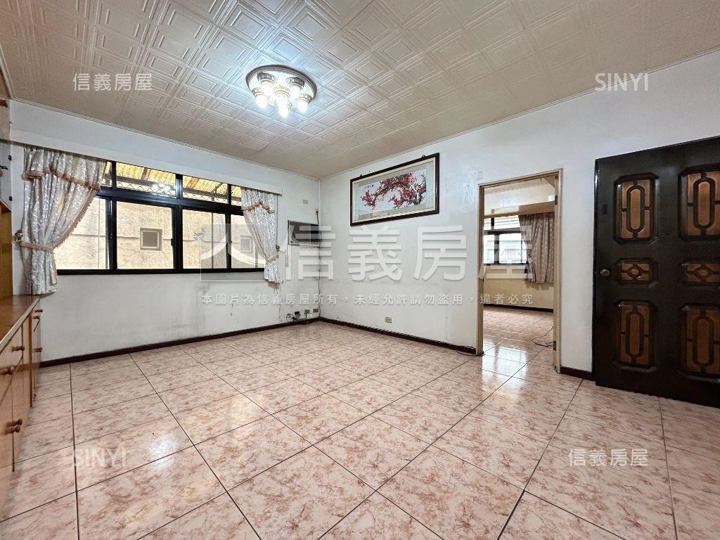 富錦靜巷邊間宅邸房屋室內格局與周邊環境