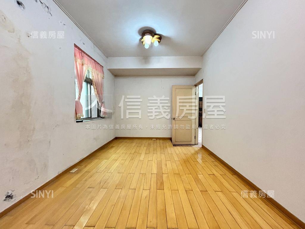富錦靜巷邊間宅邸房屋室內格局與周邊環境