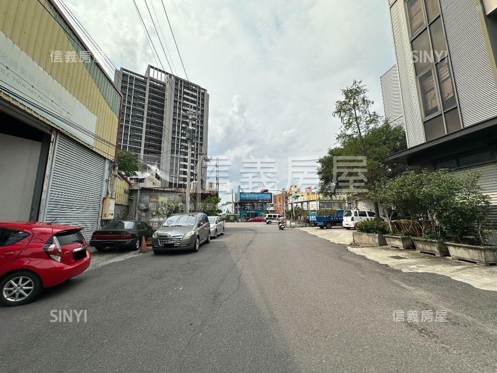 ㊖烏日乙工廠房約８米活路房屋室內格局與周邊環境
