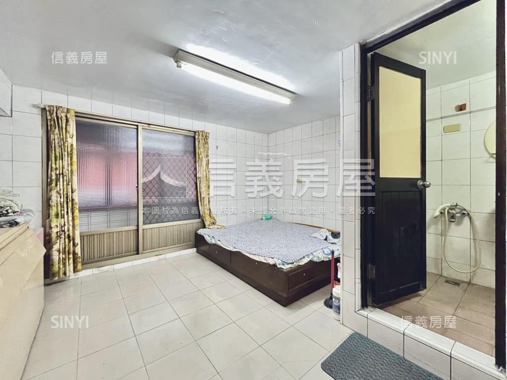 前路後巷德賢商圈面寬店住房屋室內格局與周邊環境