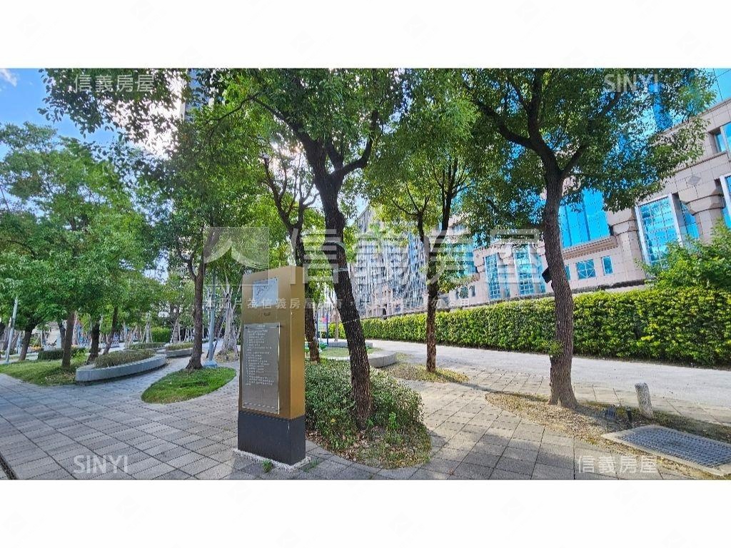 世紀登豐辦公室雙車位房屋室內格局與周邊環境