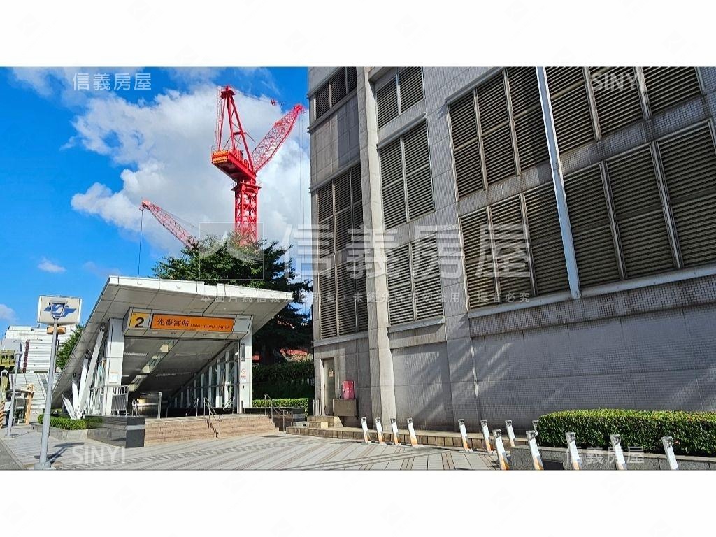 世紀登豐辦公室雙車位房屋室內格局與周邊環境