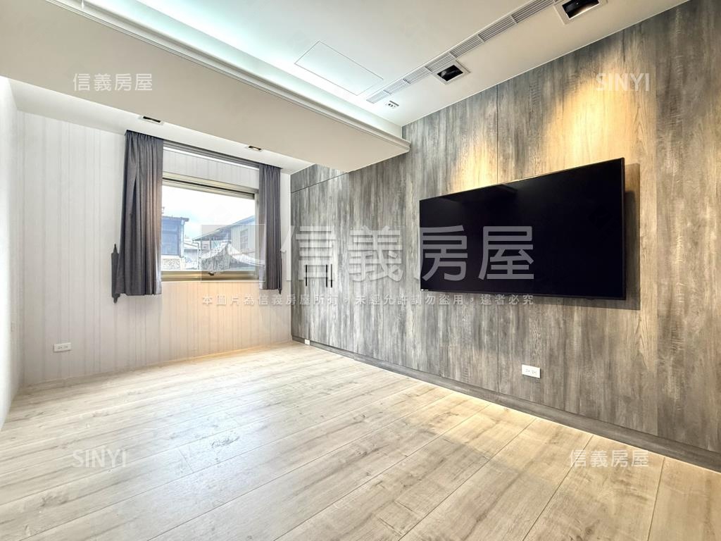 近捷運區公所精裝美美屋房屋室內格局與周邊環境