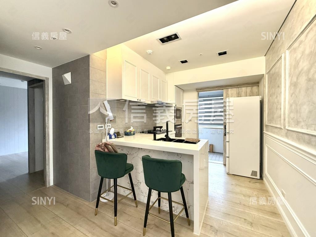 近捷運區公所精裝美美屋房屋室內格局與周邊環境