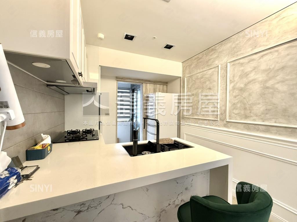 近捷運區公所精裝美美屋房屋室內格局與周邊環境