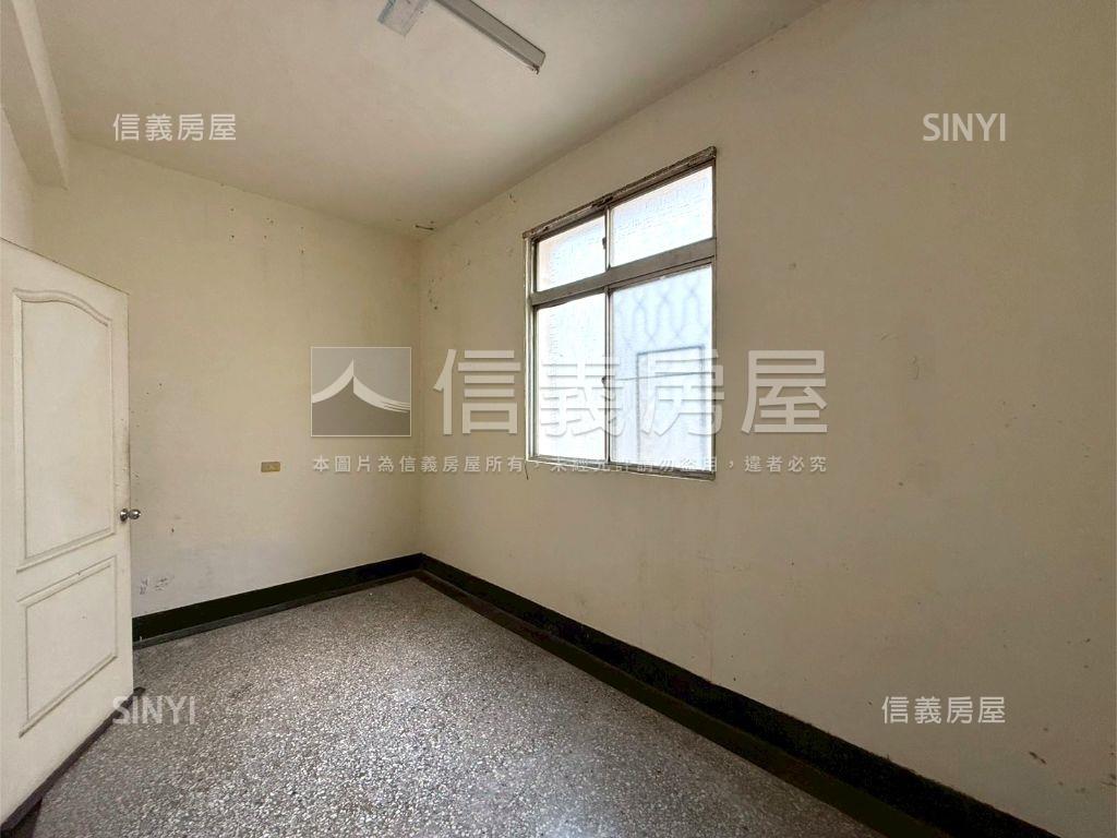 近好市多一千萬內透天房屋室內格局與周邊環境