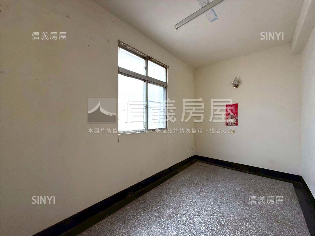 近好市多一千萬內透天房屋室內格局與周邊環境