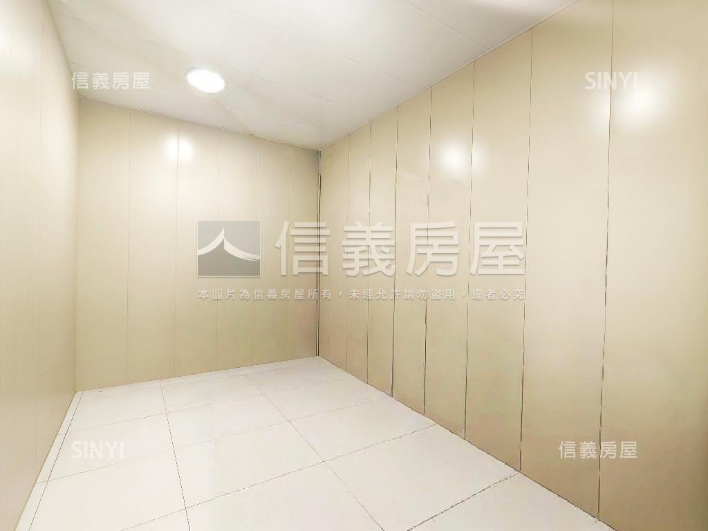 埔頂員林路店效收租透天１房屋室內格局與周邊環境