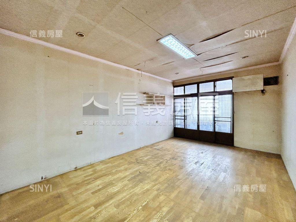 正北屯路鬧市金店面房屋室內格局與周邊環境