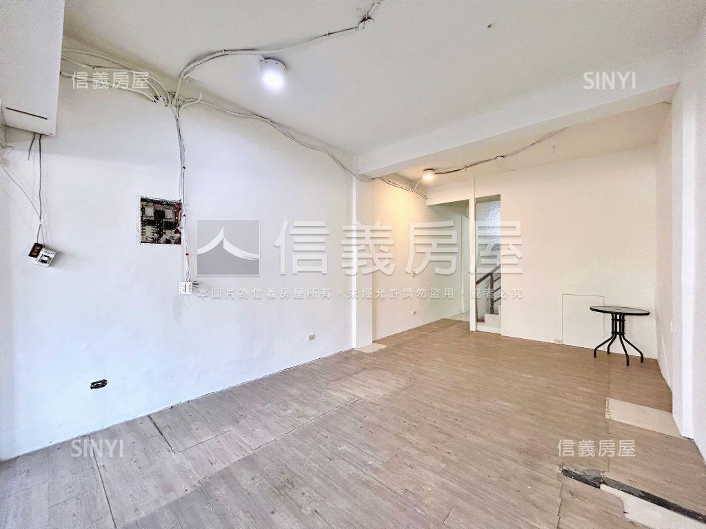 正北屯路鬧市金店面房屋室內格局與周邊環境