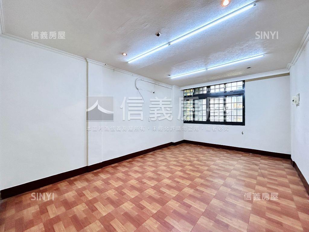 正北屯路鬧市金店面房屋室內格局與周邊環境