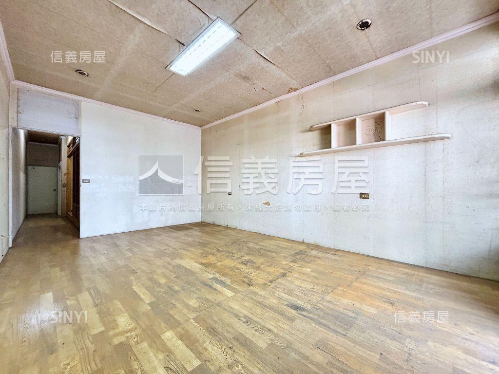 正北屯路鬧市金店面房屋室內格局與周邊環境