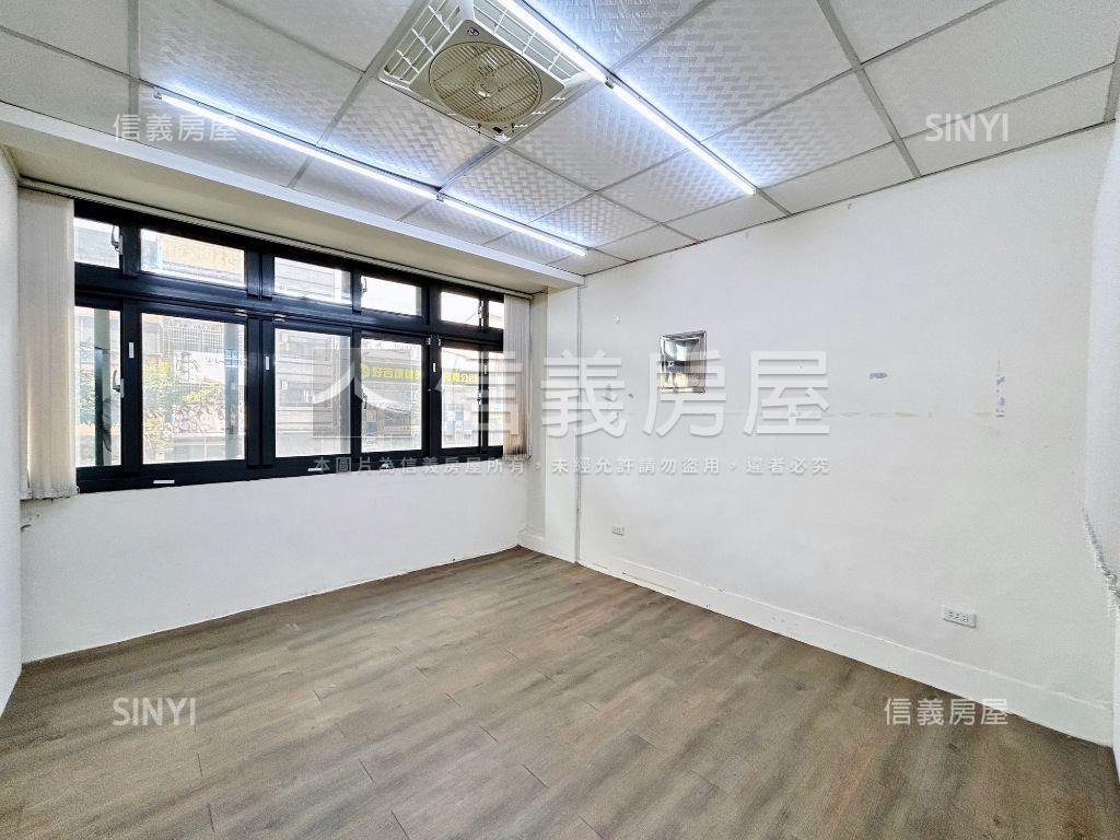正北屯路鬧市金店面房屋室內格局與周邊環境