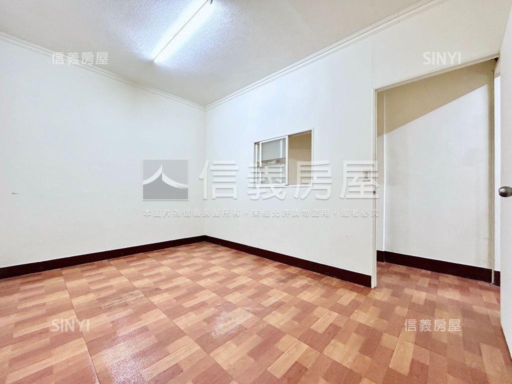 正北屯路鬧市金店面房屋室內格局與周邊環境