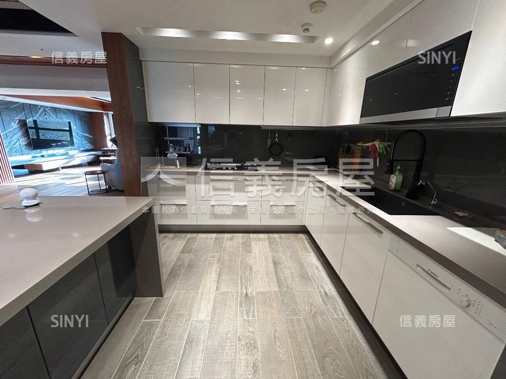 美河市河景美大戶房屋室內格局與周邊環境