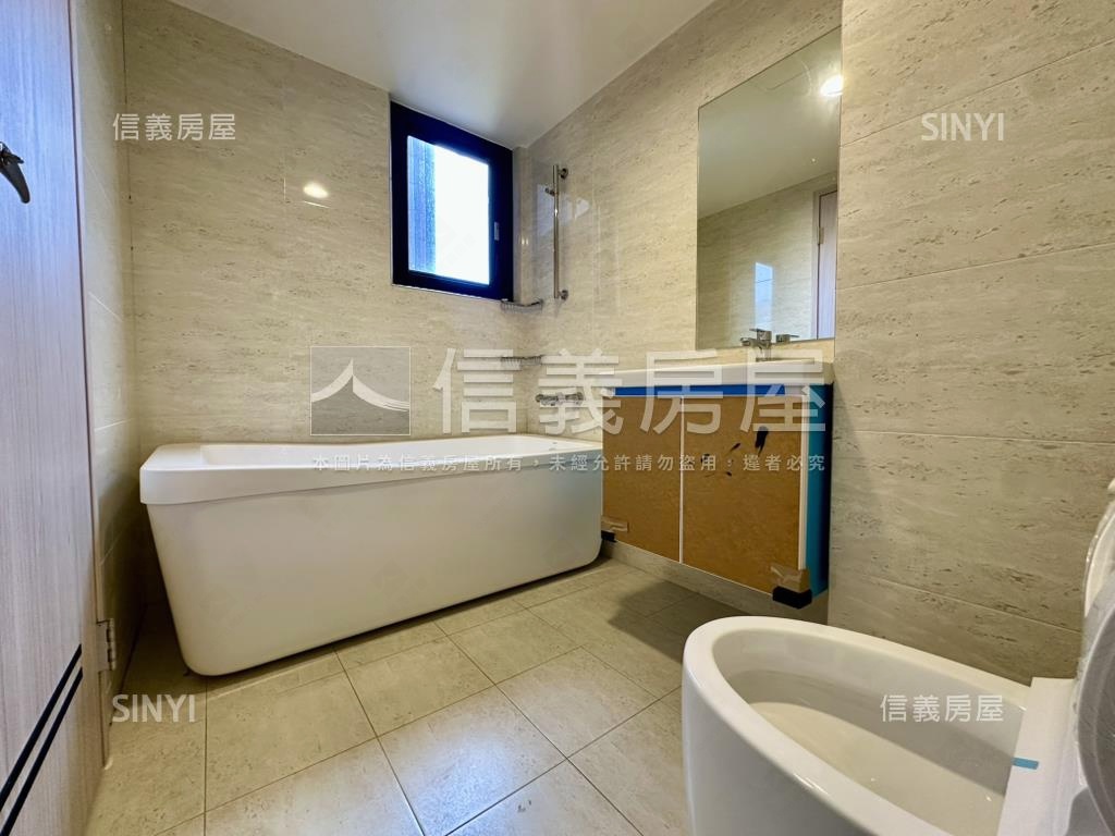 愛琴海三房平車房屋室內格局與周邊環境