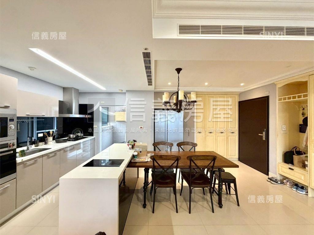 ★稀有知己三房雙坡平車位房屋室內格局與周邊環境