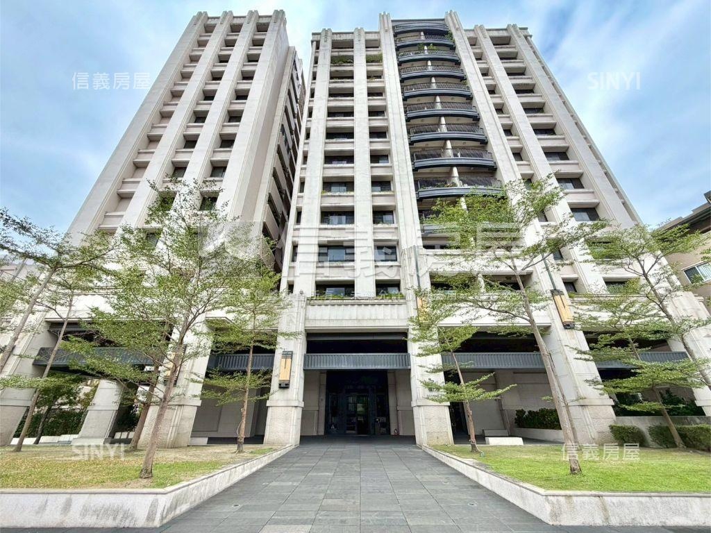 ★稀有知己三房雙坡平車位房屋室內格局與周邊環境