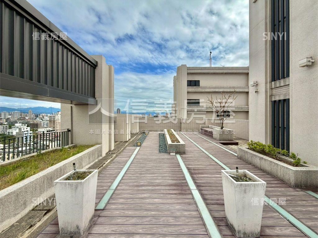 ★稀有知己三房雙坡平車位房屋室內格局與周邊環境