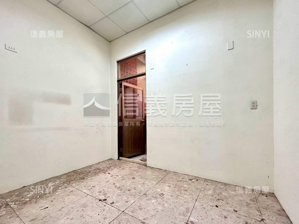 近大東約６米店面＋平車房屋室內格局與周邊環境