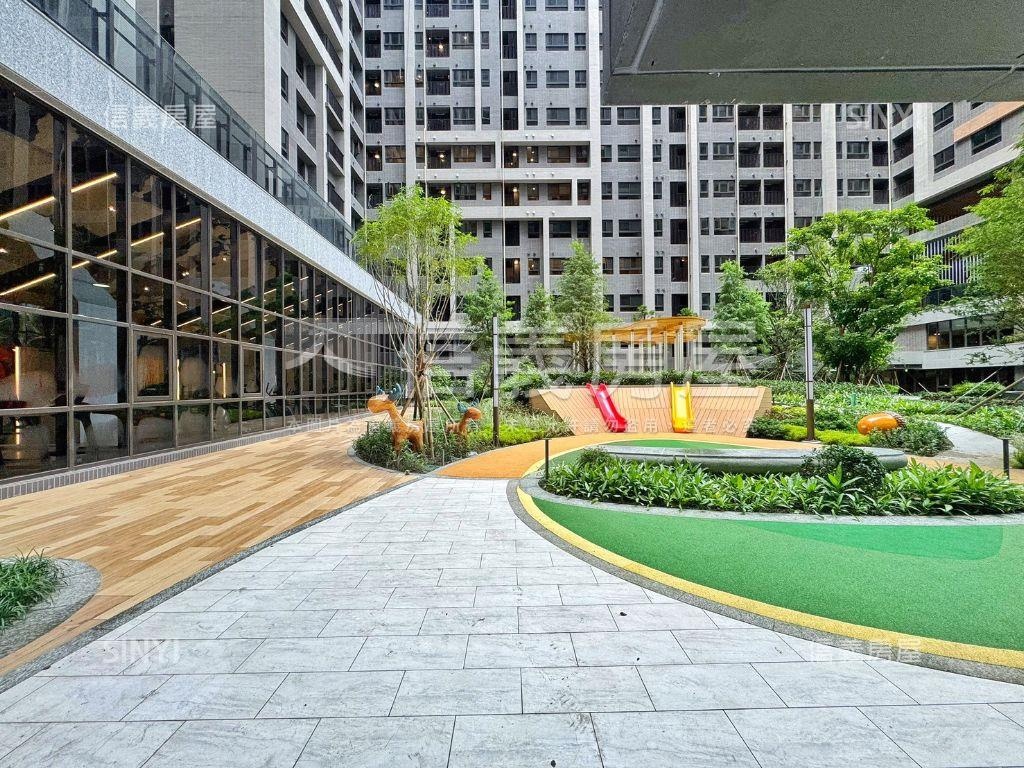 遠雄幸福成Ｅ７棟三房平車房屋室內格局與周邊環境