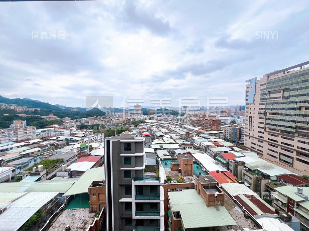 兩房平面車位新屋落成房屋室內格局與周邊環境