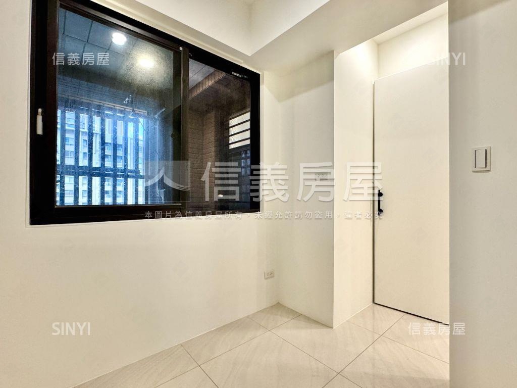 【美術館】首排三房平車房屋室內格局與周邊環境