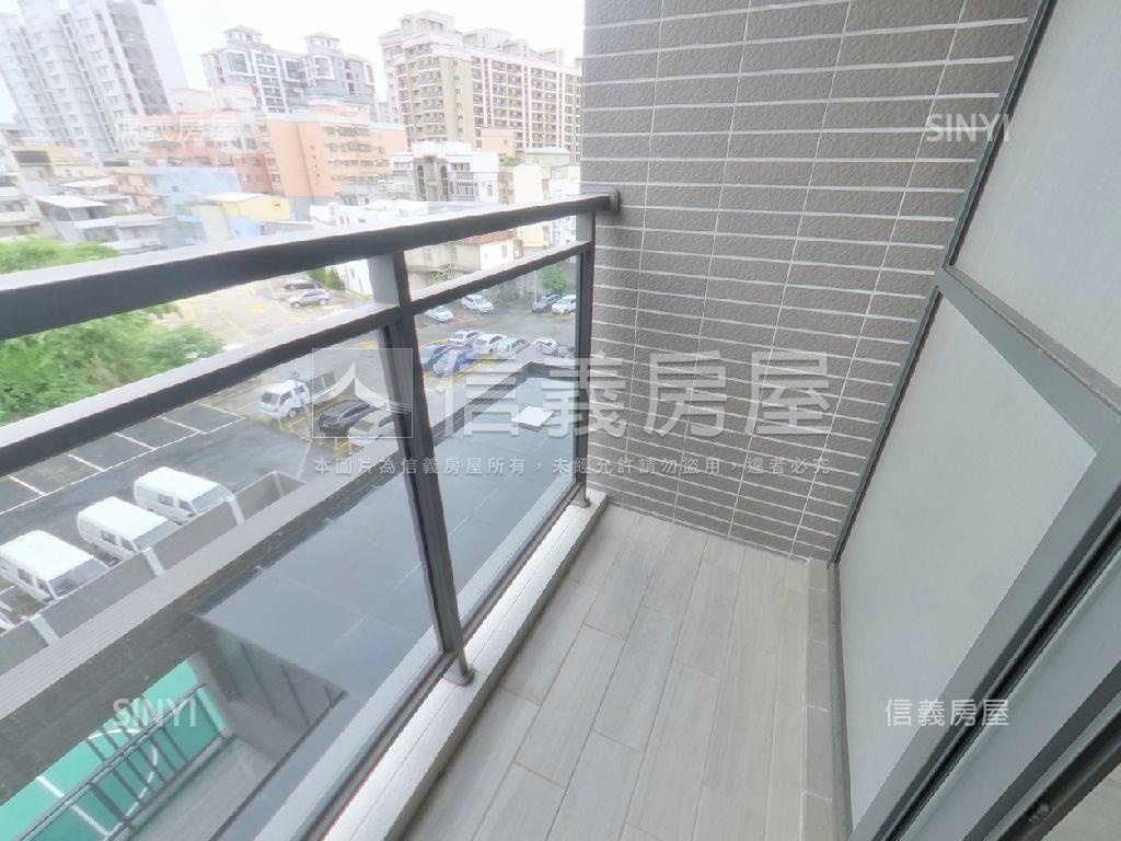 力天品儒方正兩房車位房屋室內格局與周邊環境