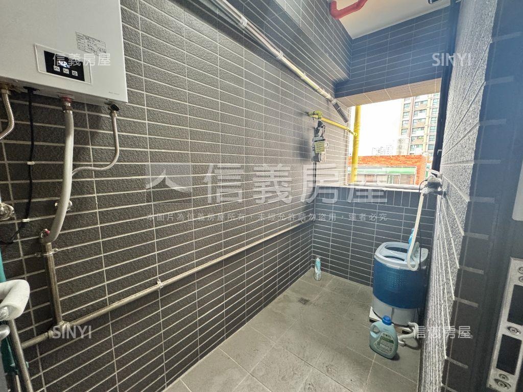 力天品儒方正兩房車位房屋室內格局與周邊環境