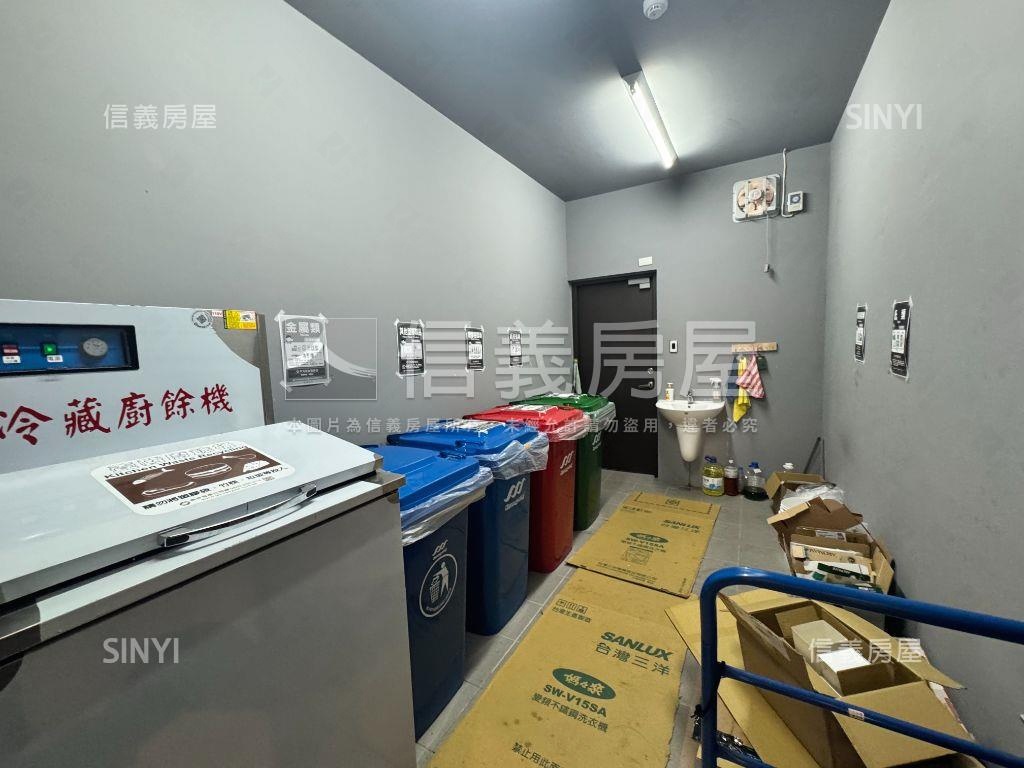力天品儒方正兩房車位房屋室內格局與周邊環境