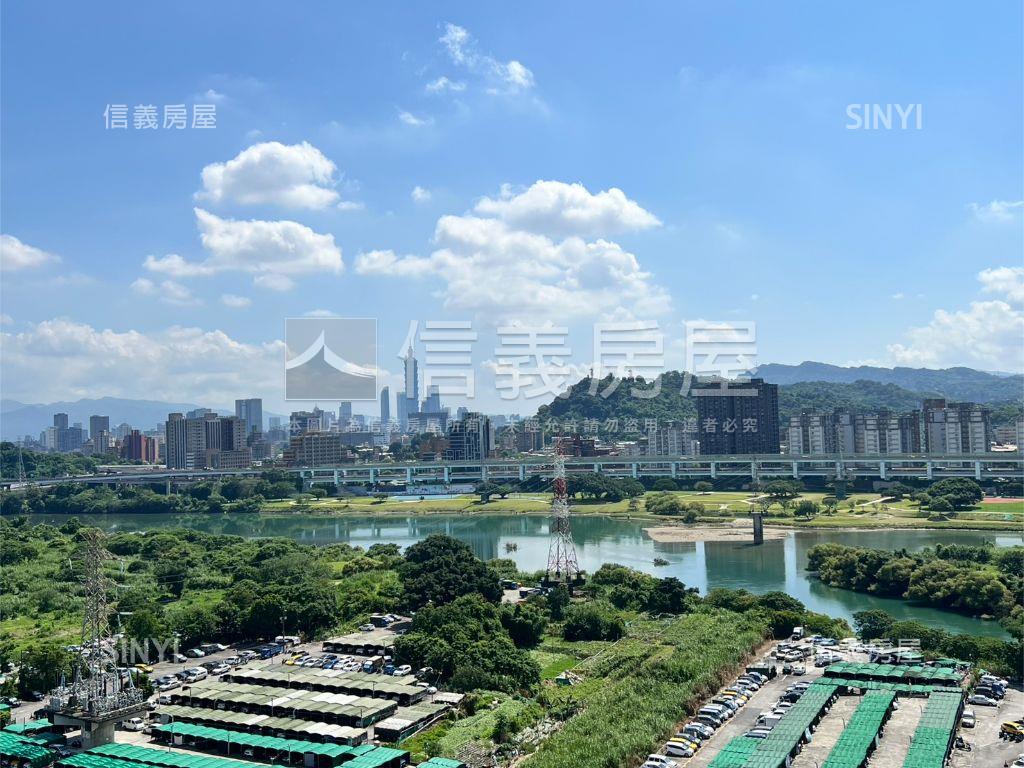 天琴美景三房車位房屋室內格局與周邊環境