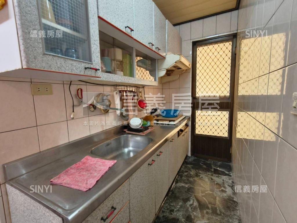 福康國小旁近輕軌美寓房屋室內格局與周邊環境