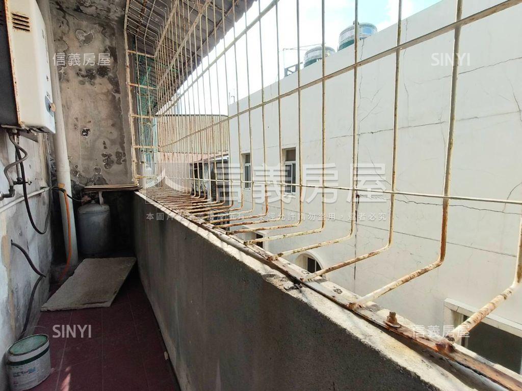 福康國小旁近輕軌美寓房屋室內格局與周邊環境