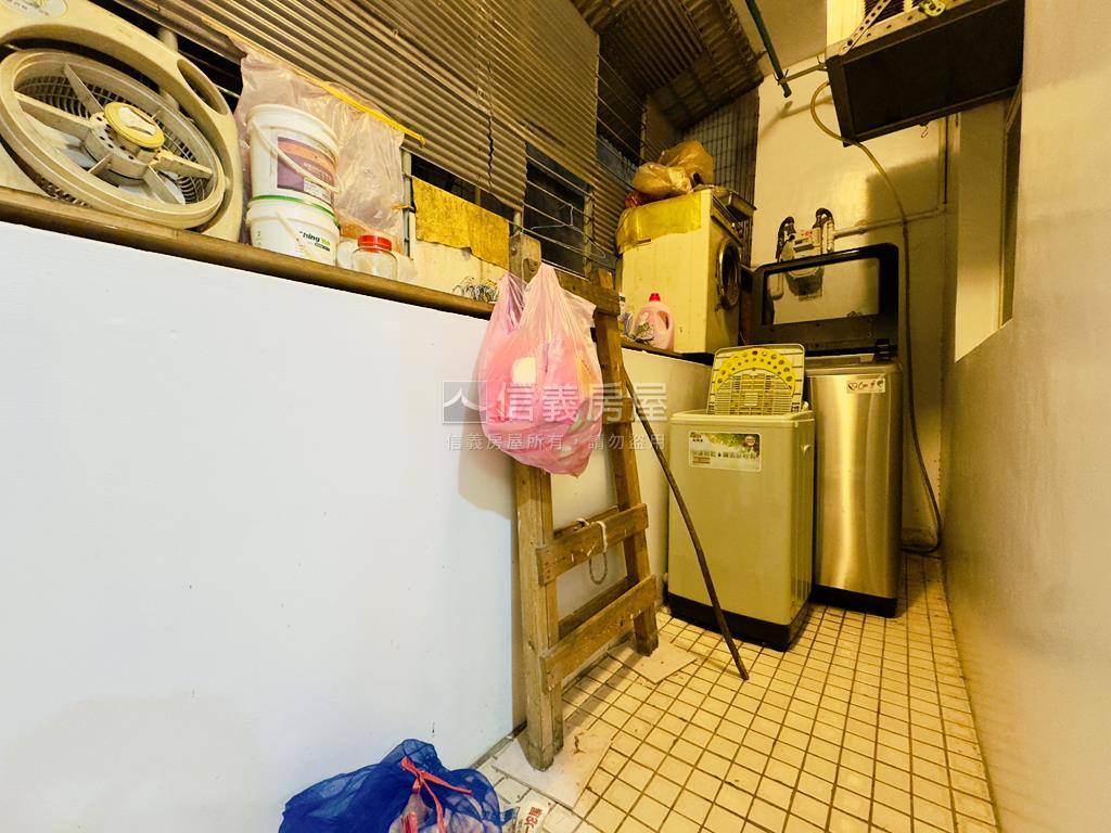 捷運標格二樓典雅美寓房屋室內格局與周邊環境