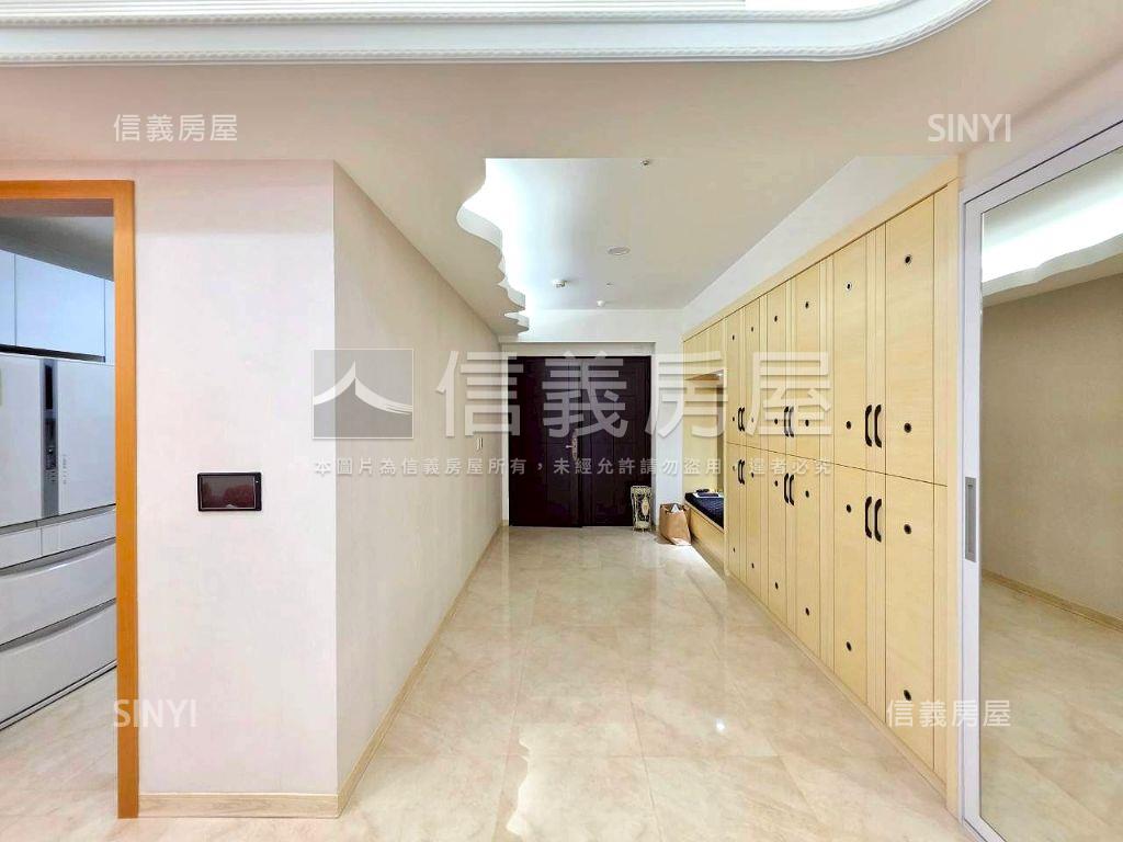 鄰歌劇院四房雙主臥裝潢戶房屋室內格局與周邊環境