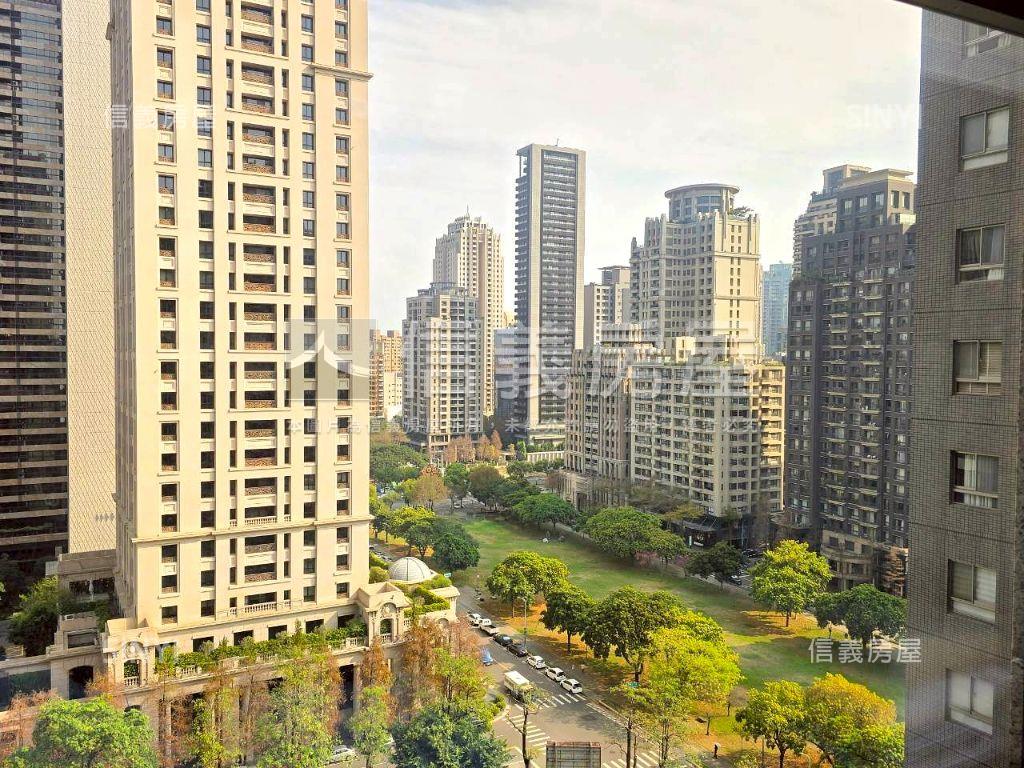 鄰歌劇院四房雙主臥裝潢戶房屋室內格局與周邊環境